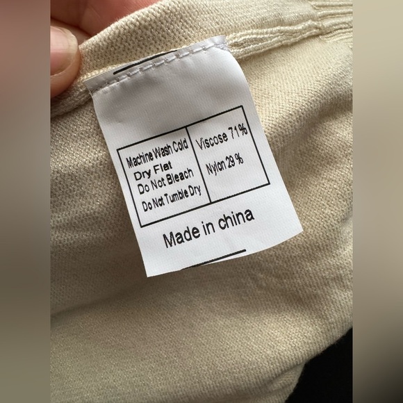 Fame on Central Meli Basic Crew Sweater in Ivory size M - Picture 8 of 15